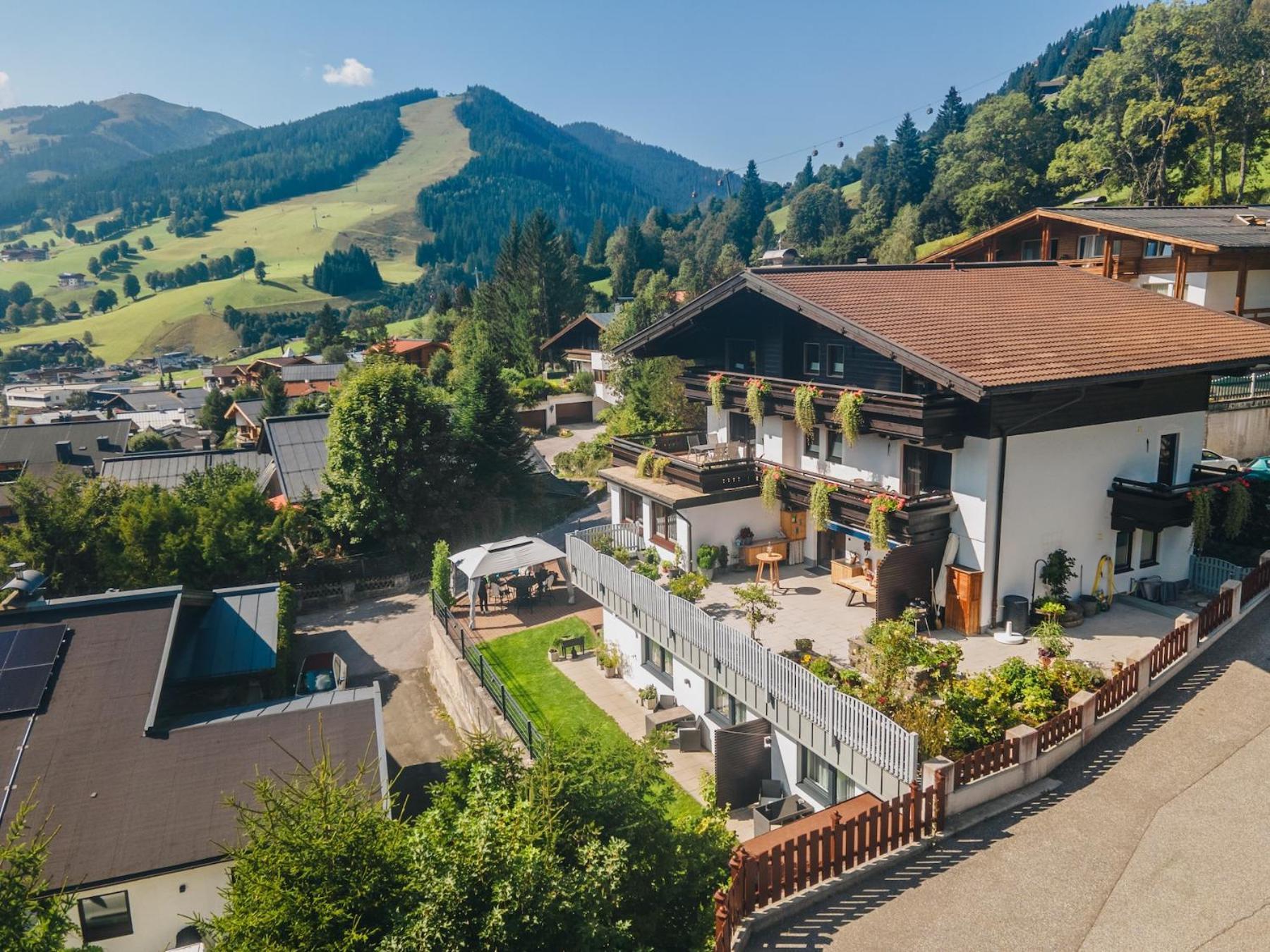 Pension Vier Jahreszeiten Saalbach-Hinterglemm Ngoại thất bức ảnh