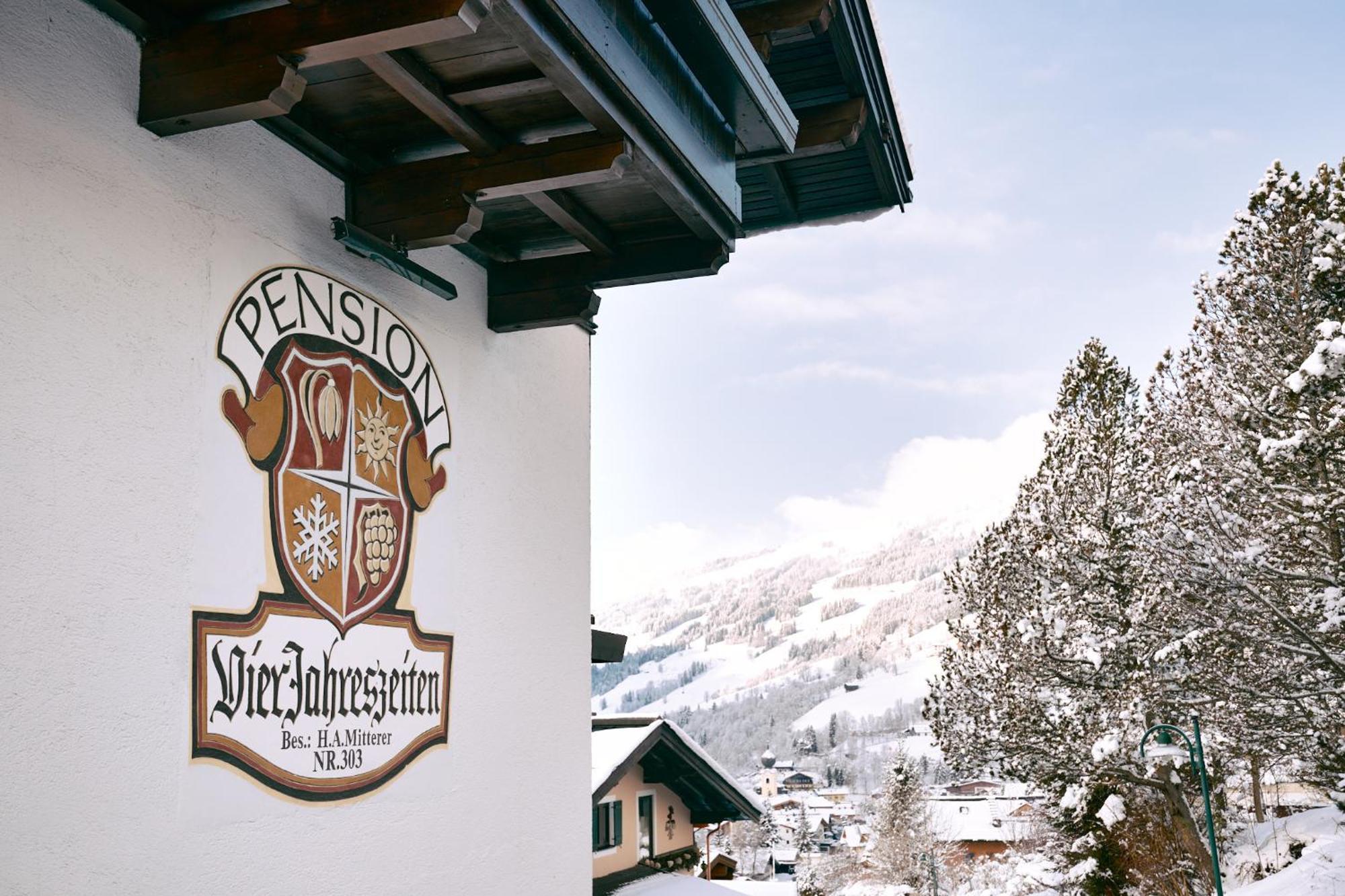 Pension Vier Jahreszeiten Saalbach-Hinterglemm Ngoại thất bức ảnh
